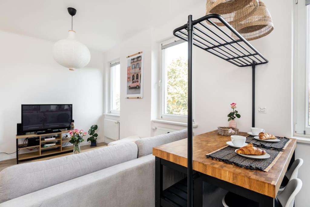 Ciche Studio, Blisko Metra Politechnika, Parking Apartment วอร์ซอ ภายนอก รูปภาพ