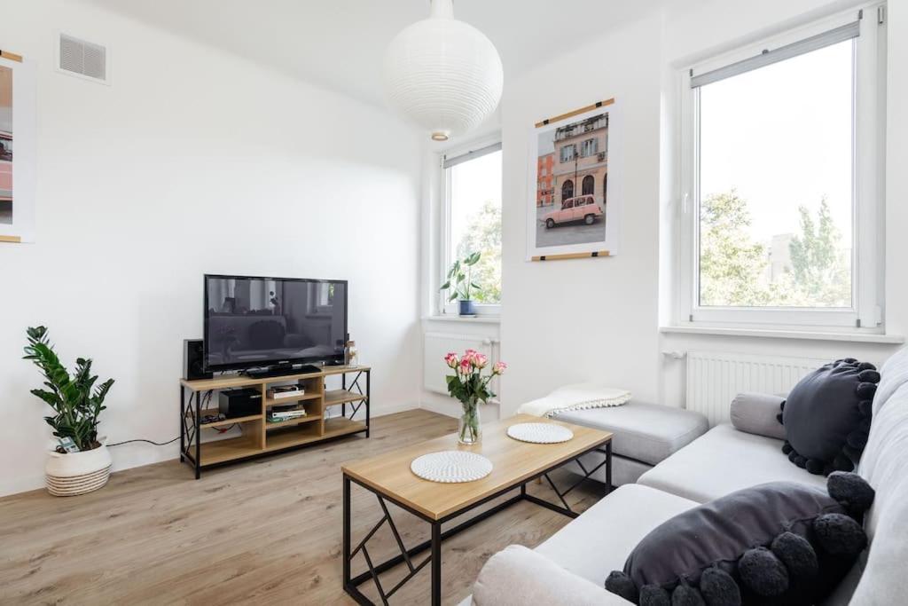 Ciche Studio, Blisko Metra Politechnika, Parking Apartment วอร์ซอ ภายนอก รูปภาพ