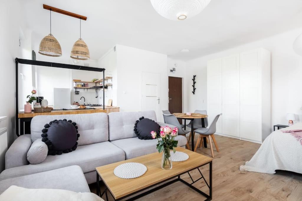 Ciche Studio, Blisko Metra Politechnika, Parking Apartment วอร์ซอ ภายนอก รูปภาพ