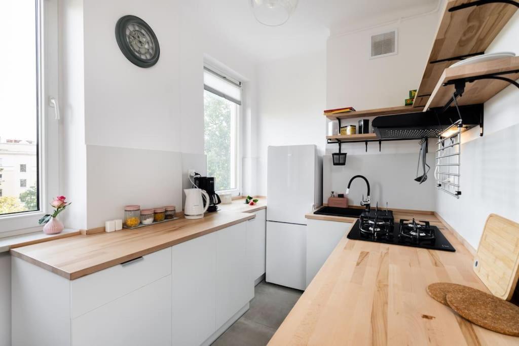 Ciche Studio, Blisko Metra Politechnika, Parking Apartment วอร์ซอ ภายนอก รูปภาพ